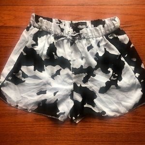 ZARA |Women's|Medium|Black&White Shorts
